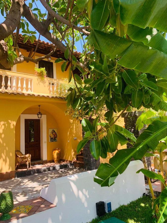 Villa Le Gemelle Dell'Alcantara Motta Camastra Buitenkant foto