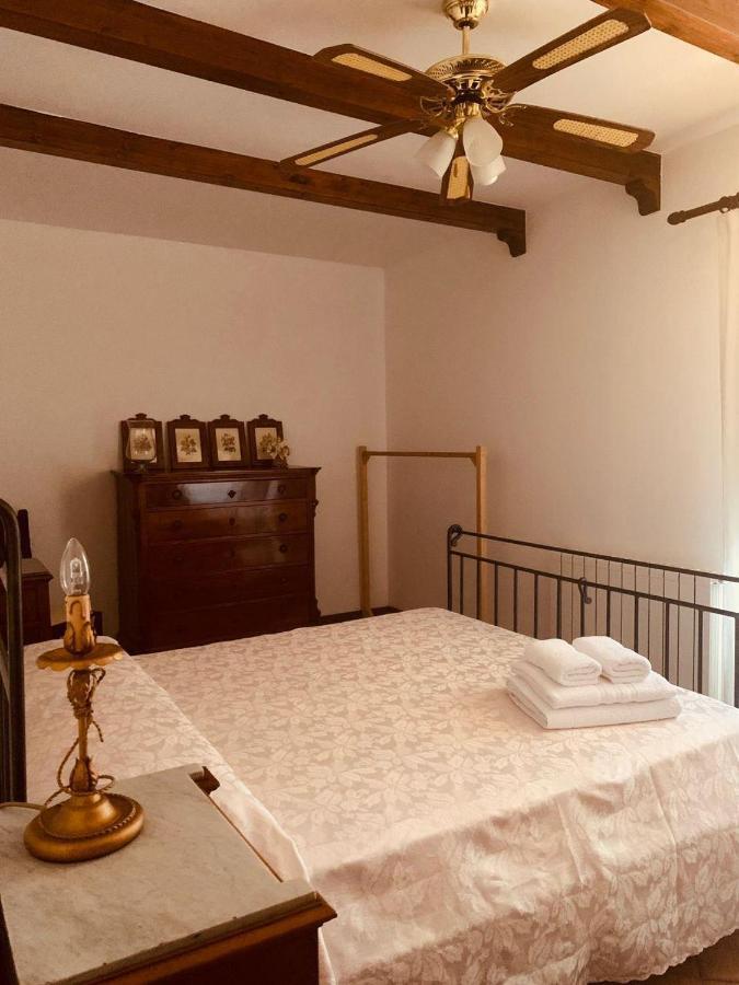 Villa Le Gemelle Dell'Alcantara Motta Camastra Buitenkant foto