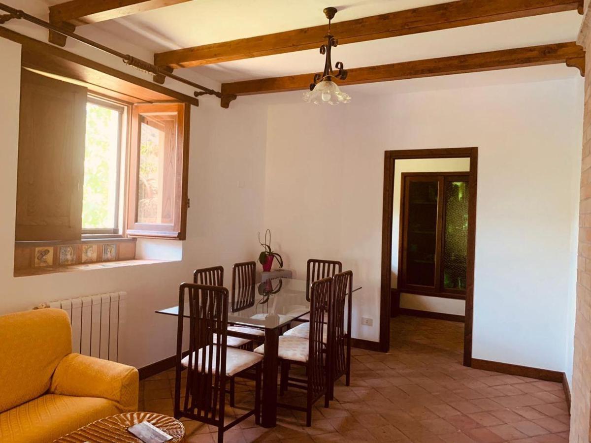 Villa Le Gemelle Dell'Alcantara Motta Camastra Buitenkant foto